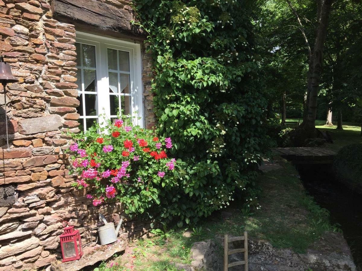 Le Moulin De La Castellerie Moon-sur-Elle Exterior foto