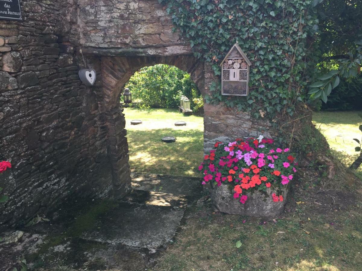 Le Moulin De La Castellerie Moon-sur-Elle Exterior foto